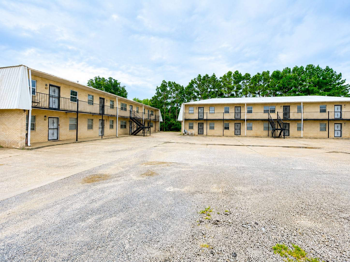 601 Northwest J Street - 6