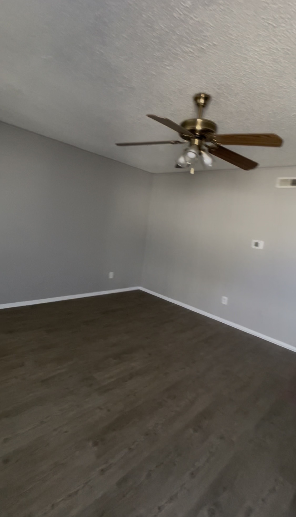 601 Northwest J Street - 6