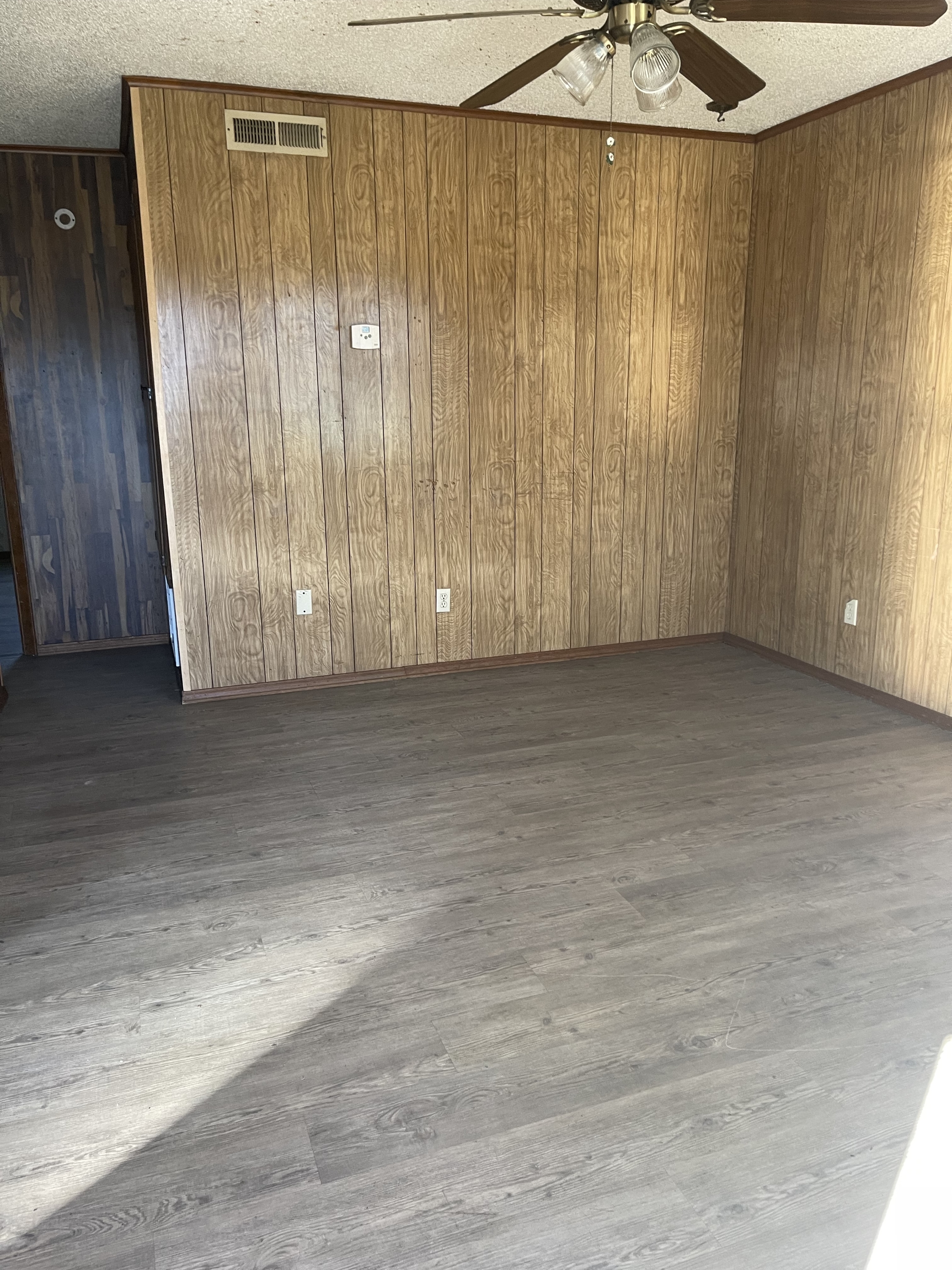 601 Northwest J Street - 22