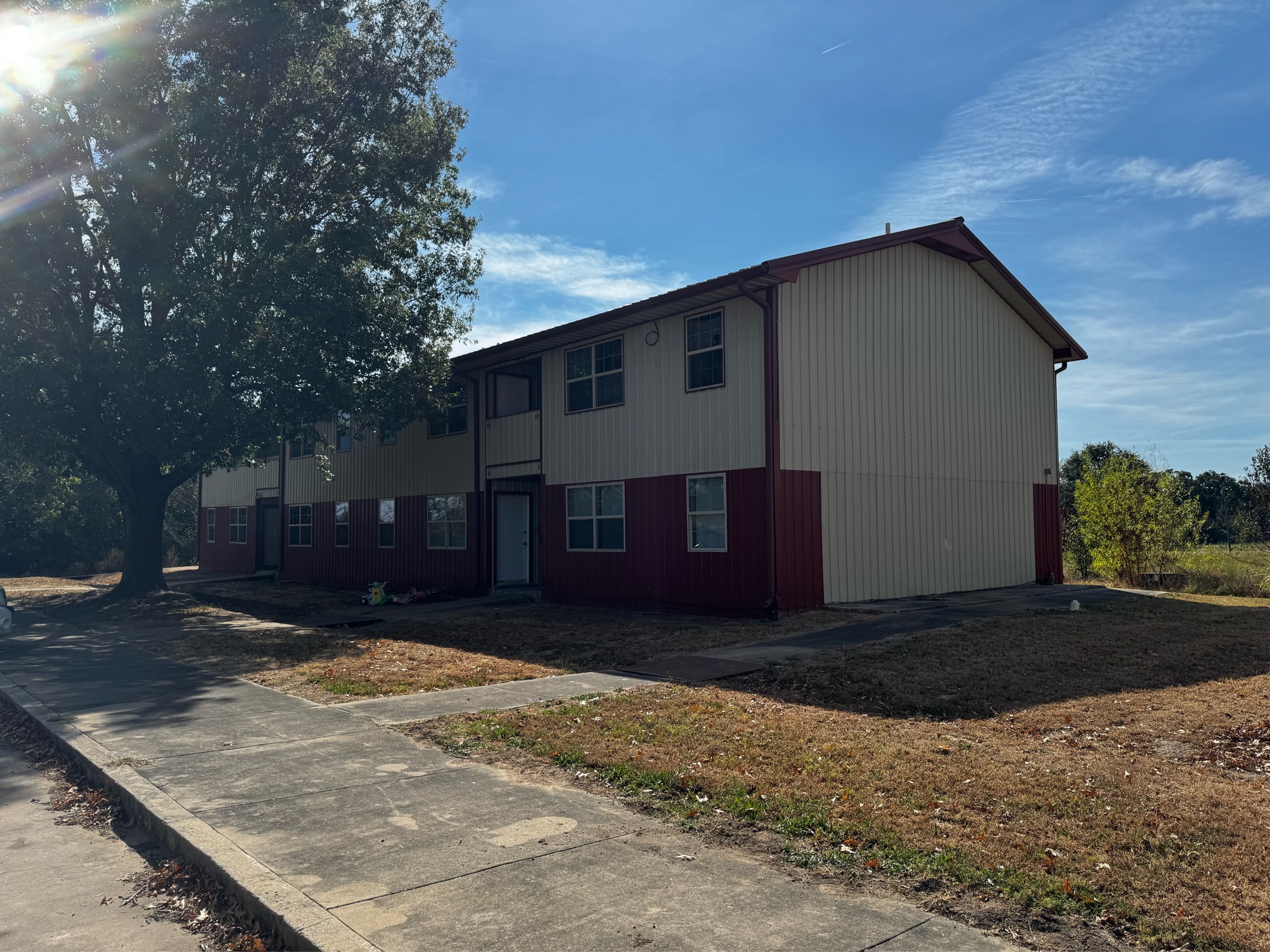 Property main image