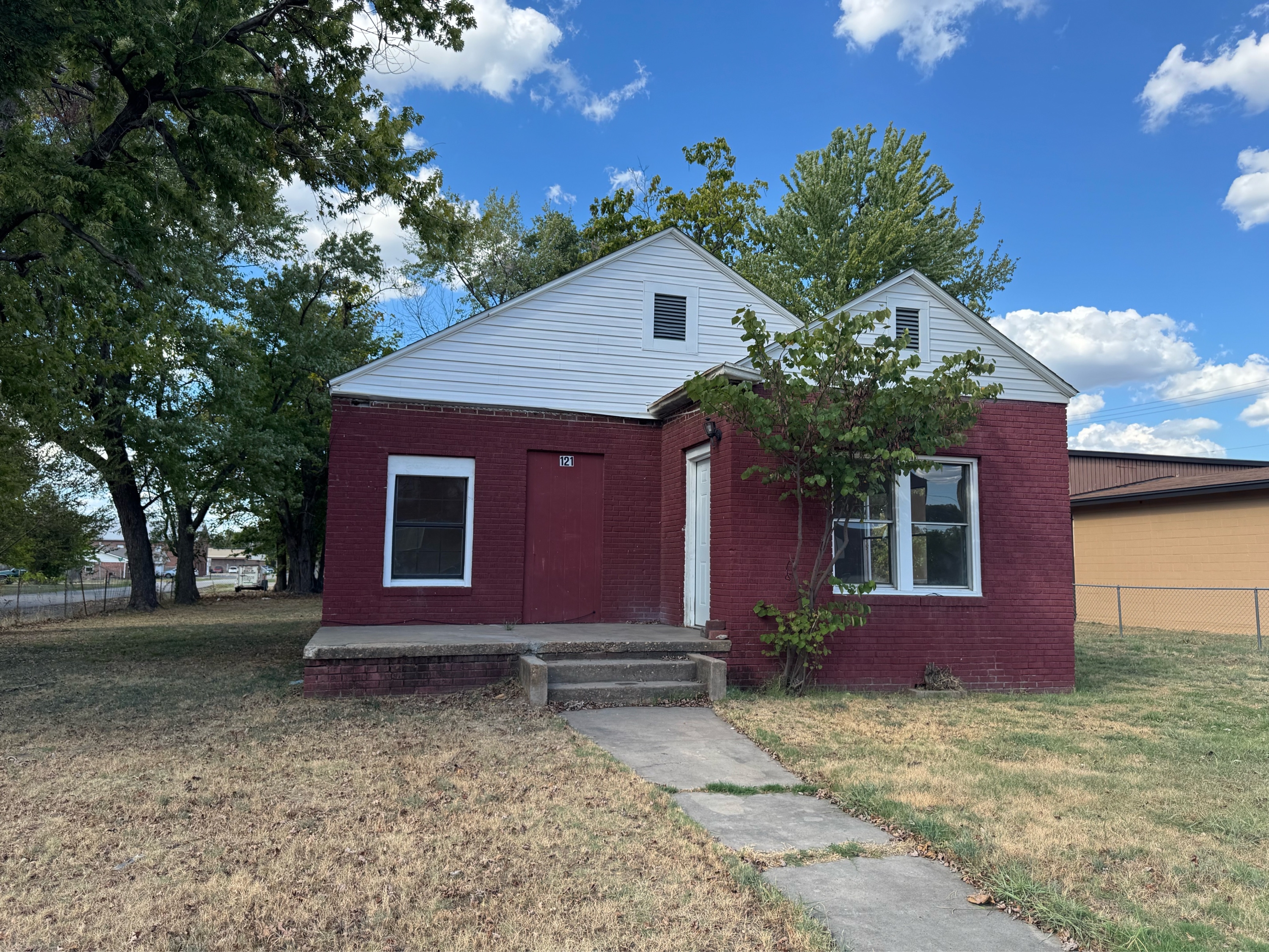 Property main image