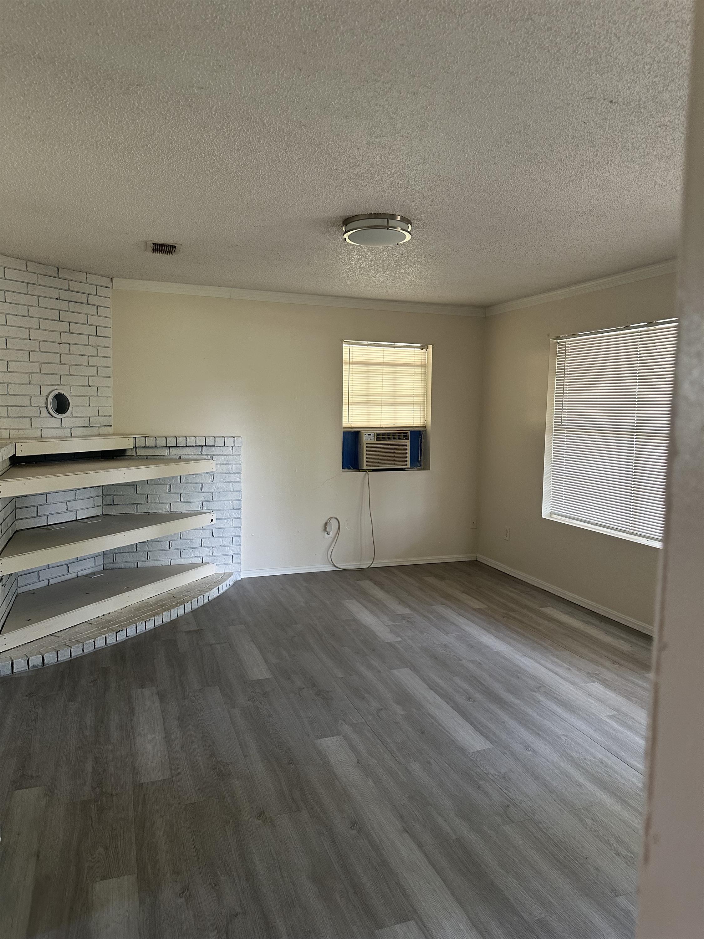 201 Oak Street