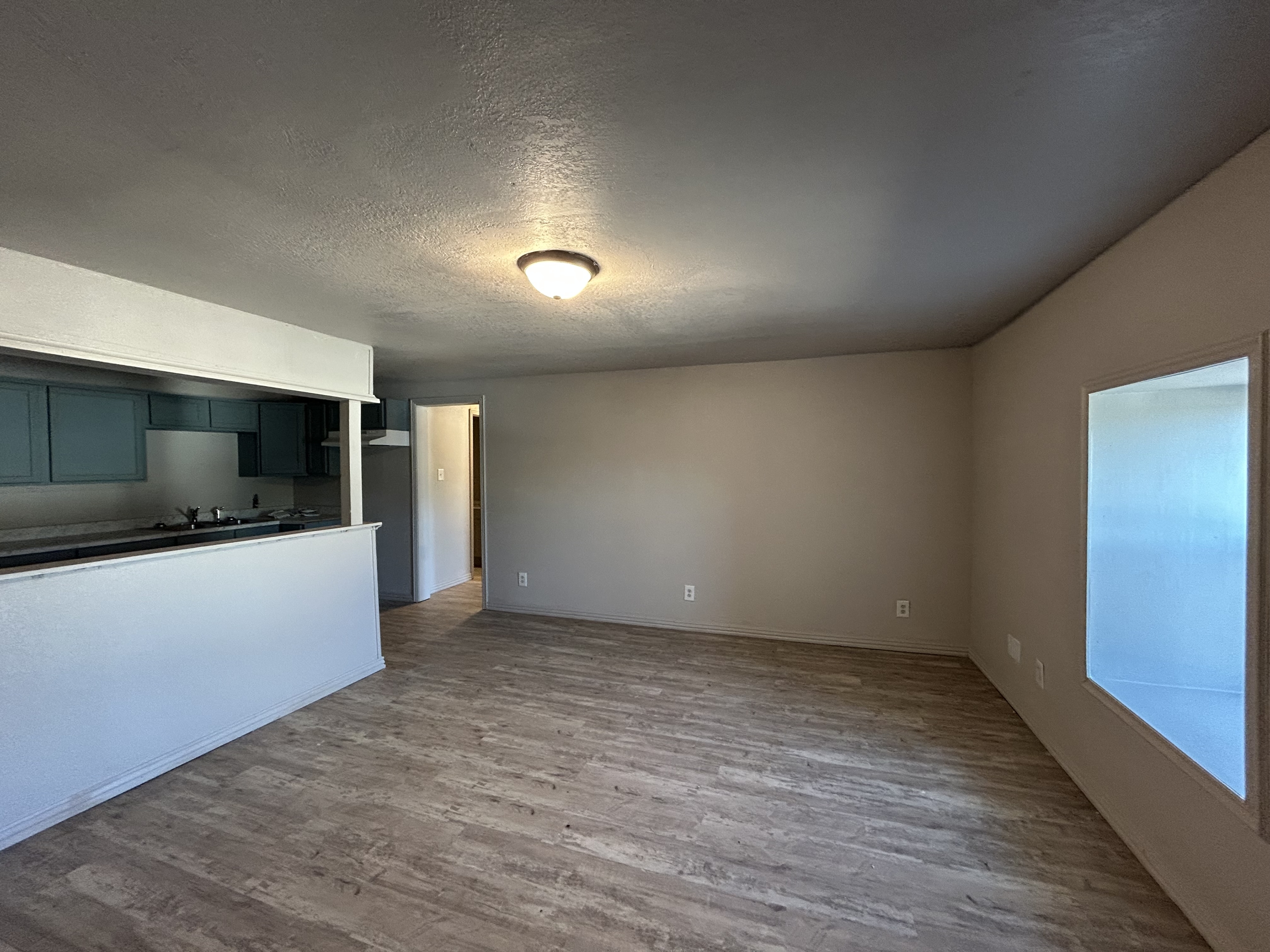29920 Main Street - 8
